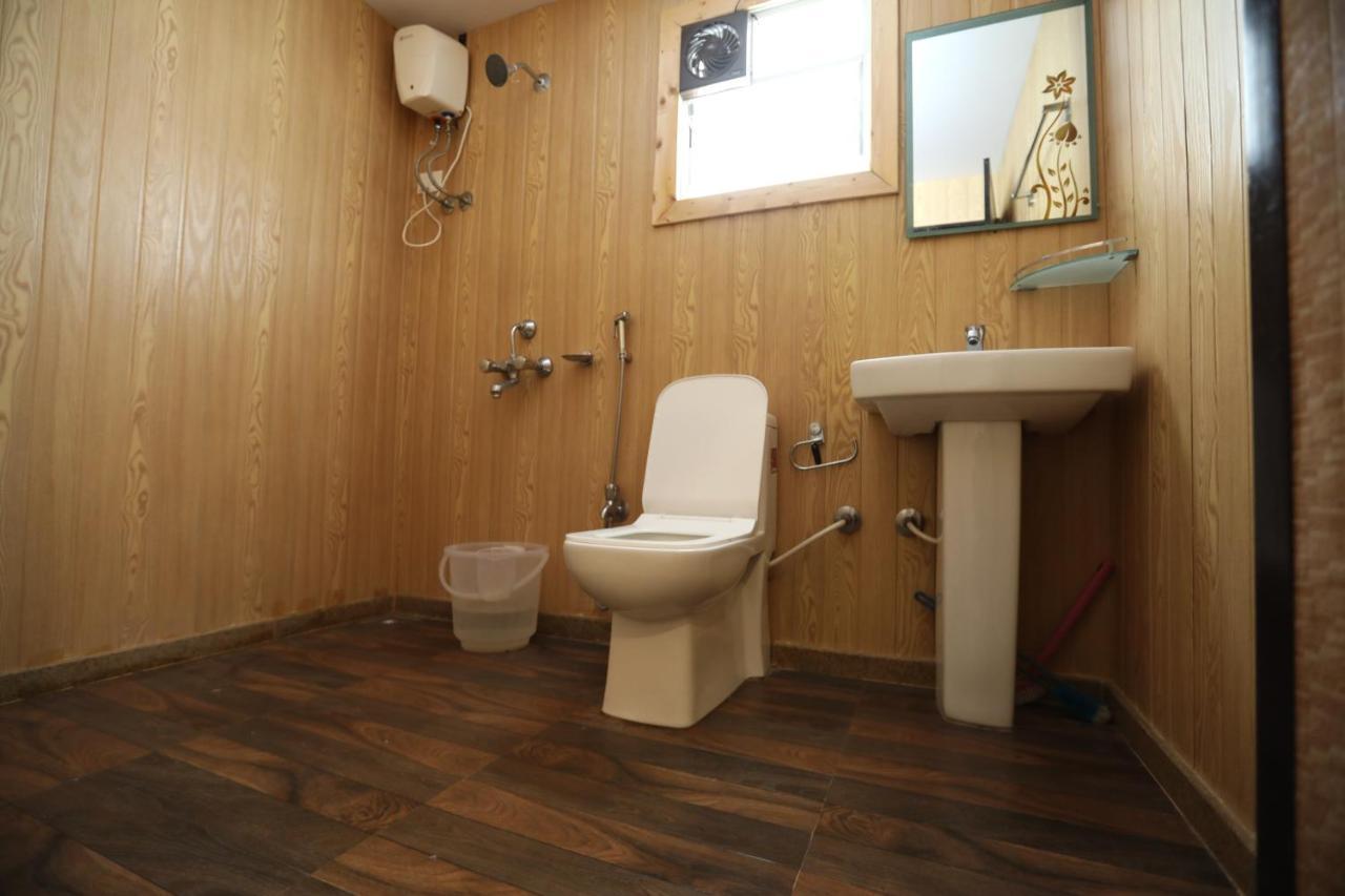 Matildas Retreat Apartment Talaulim Ngoại thất bức ảnh